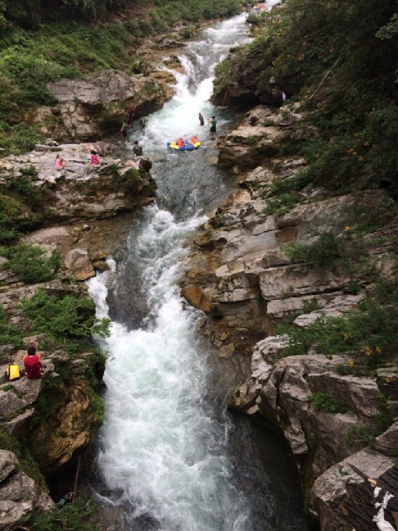KAIYUNAPP-关于高空吊索漂流挑战，橫扫山谷的极速运动的信息