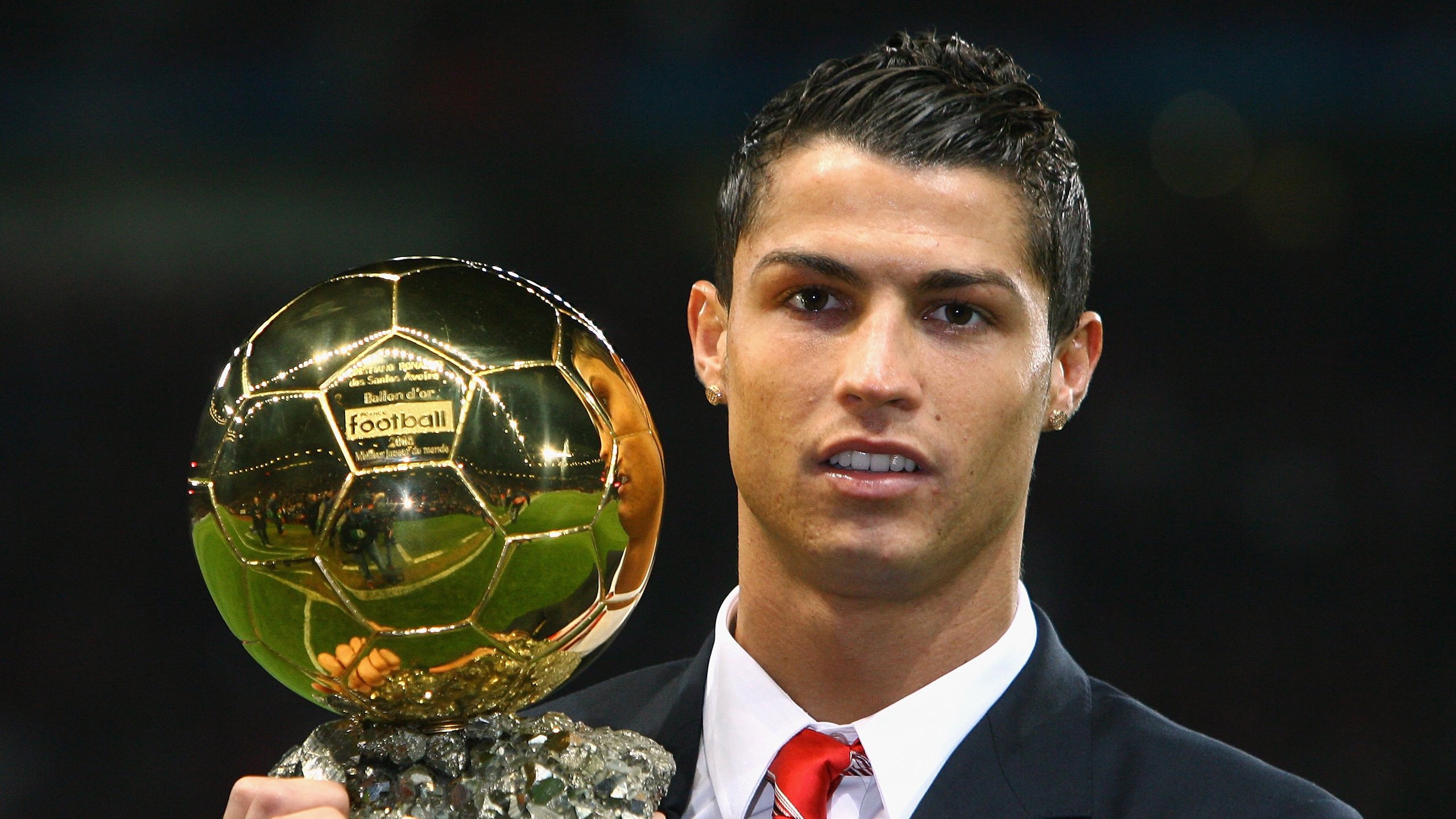 kaiyun中国官方网站-足球电视栏目改版后收视率节节攀升，足球电视频道节目表