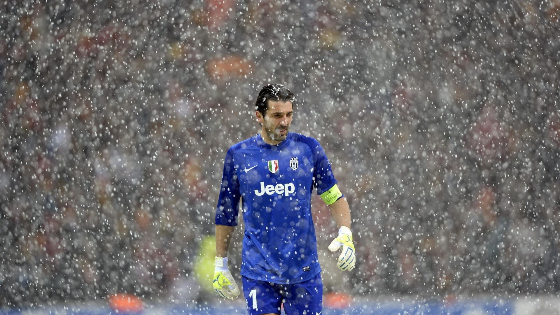 拉恩：全黑队外线的“速度奇迹”，每一次带球突破都能打破僵局